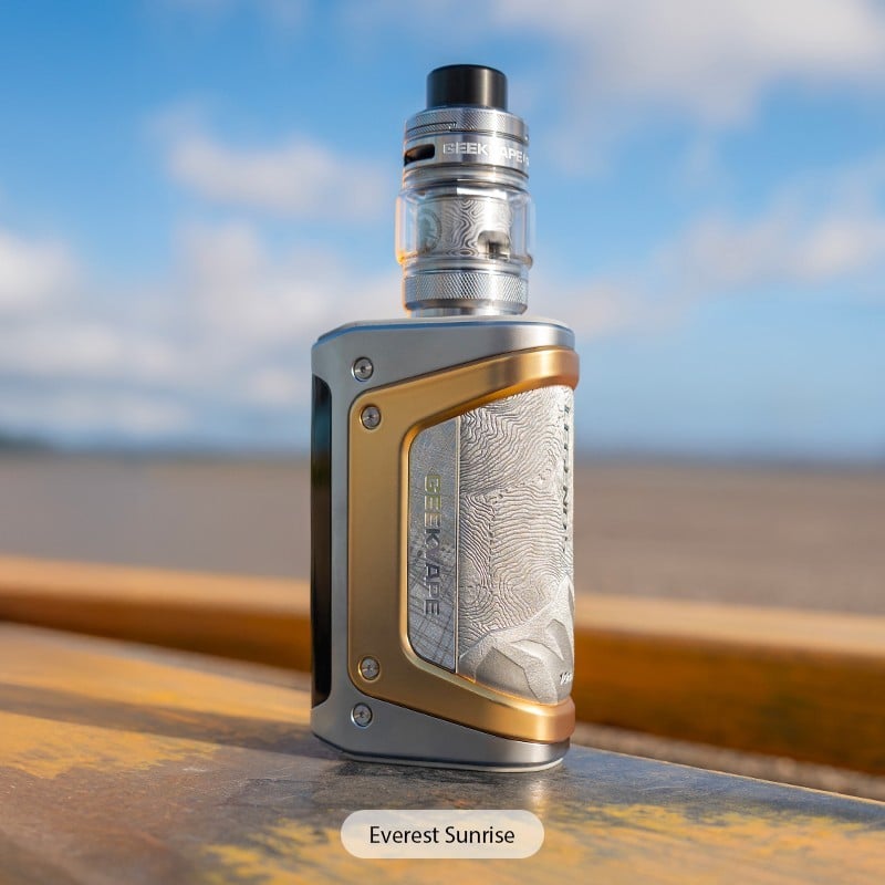 Kit complet GeekVape Aegis Legend 5 Édition Limitée 10ème Anniversaire, design robuste et écran couleur.